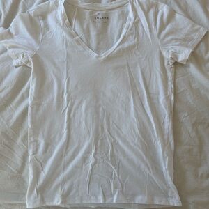 Everlane tee